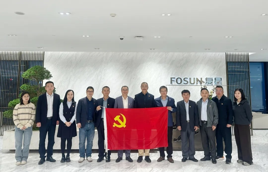 海南礦業(yè)與復(fù)星集團(tuán)、南鋼集團(tuán)共同探討黨建引領(lǐng)發(fā)展新路徑